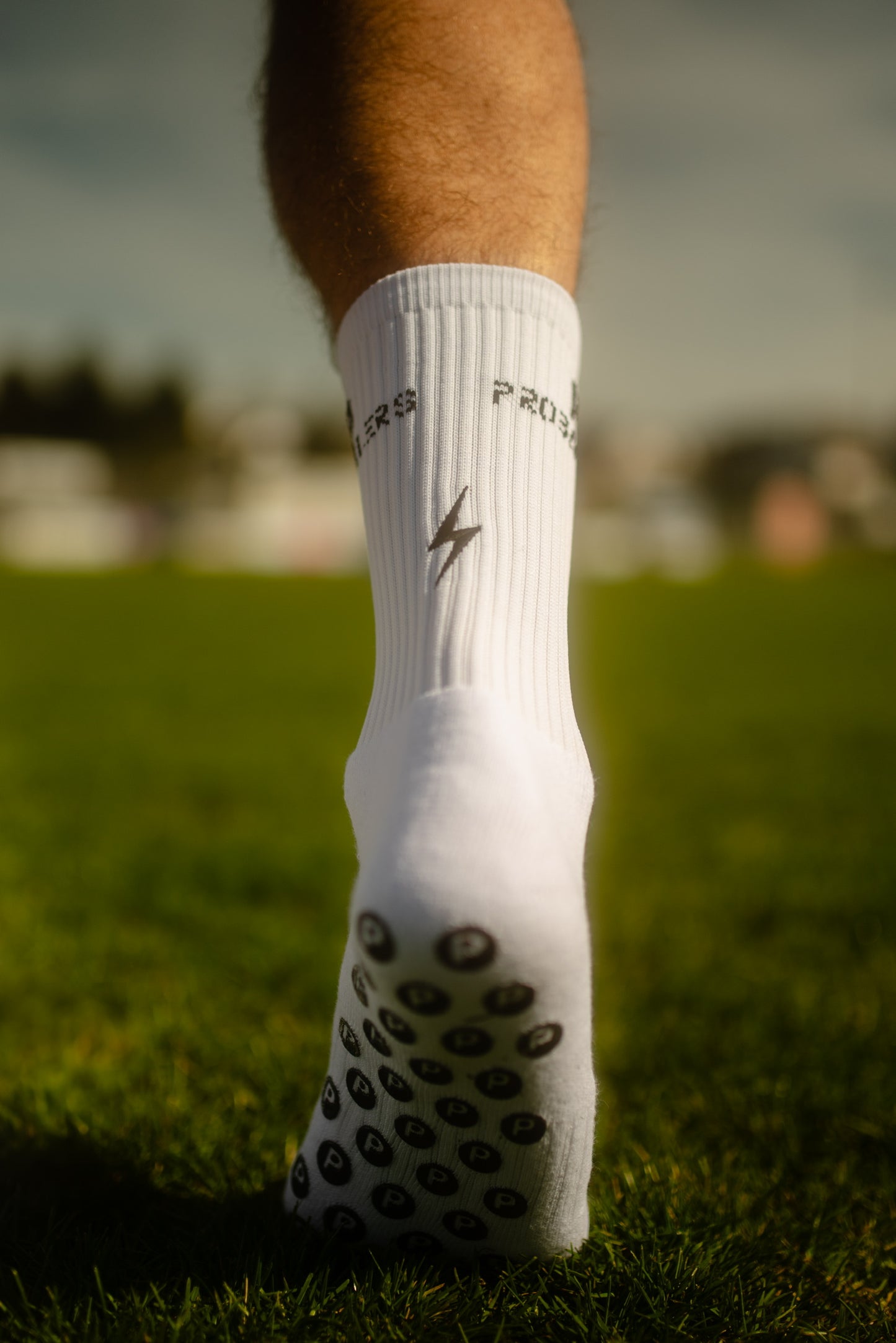 PROBALLERS ⚡︎ FEARLESS SPEED GRIPSOCKEN "MOTIVATED BY THE FEAR OF BEING AVERAGE"