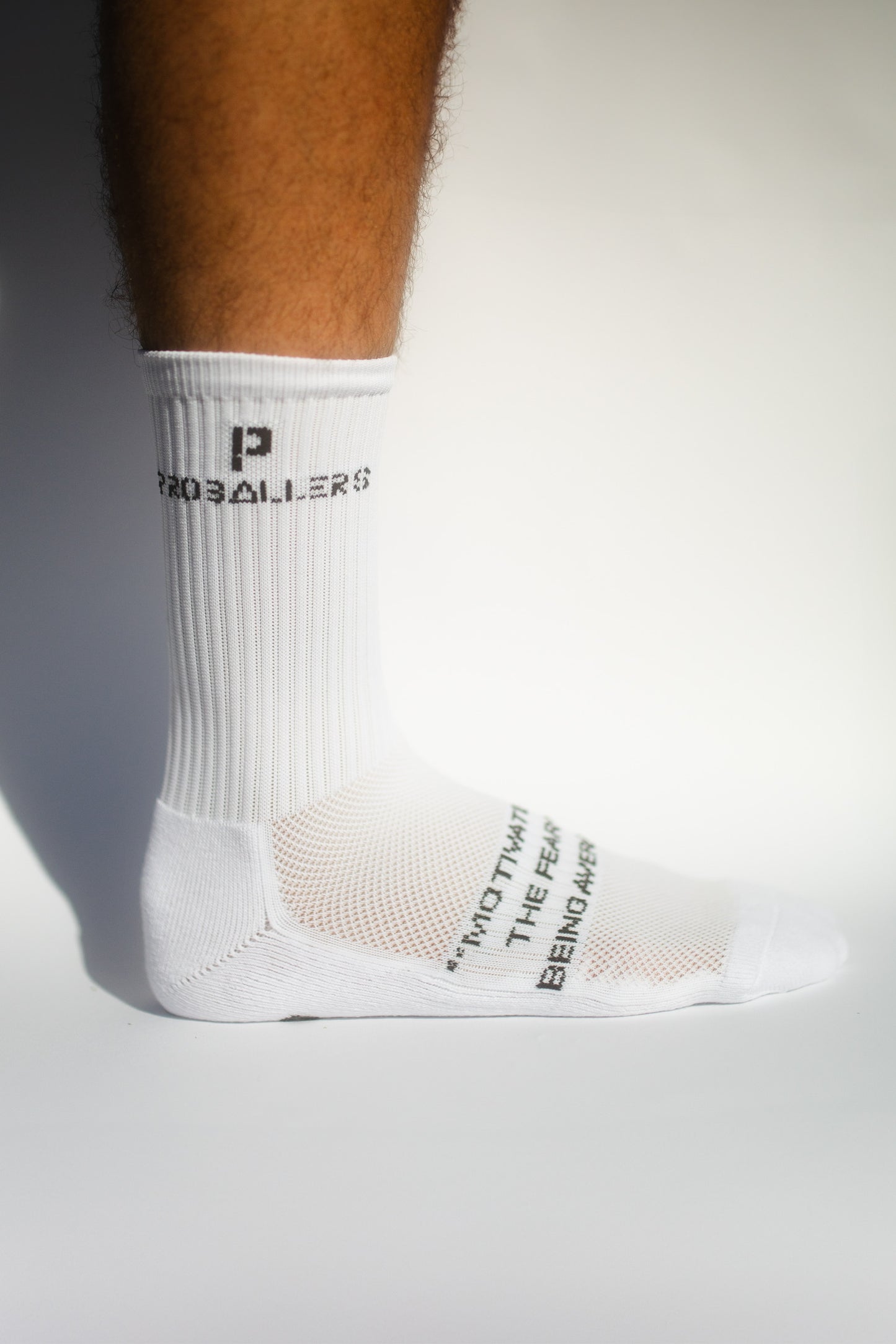 PROBALLERS ⚡︎ FEARLESS SPEED GRIPSOCKEN "MOTIVATED BY THE FEAR OF BEING AVERAGE"